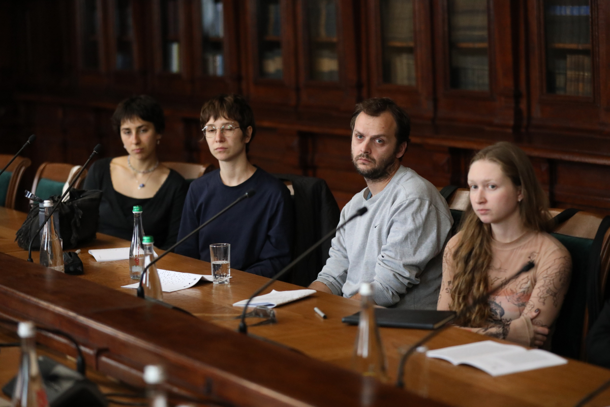 Фото з читацької групи Пітера Осборна