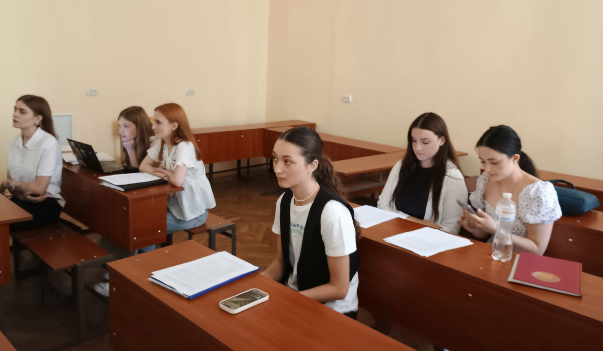 Фото із захисту робіт