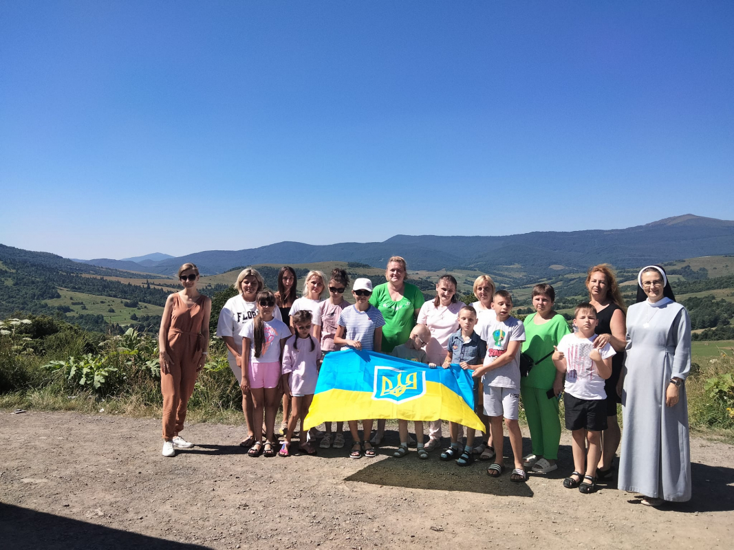 Навчально-реабілітаційні табори для незрячих дітей