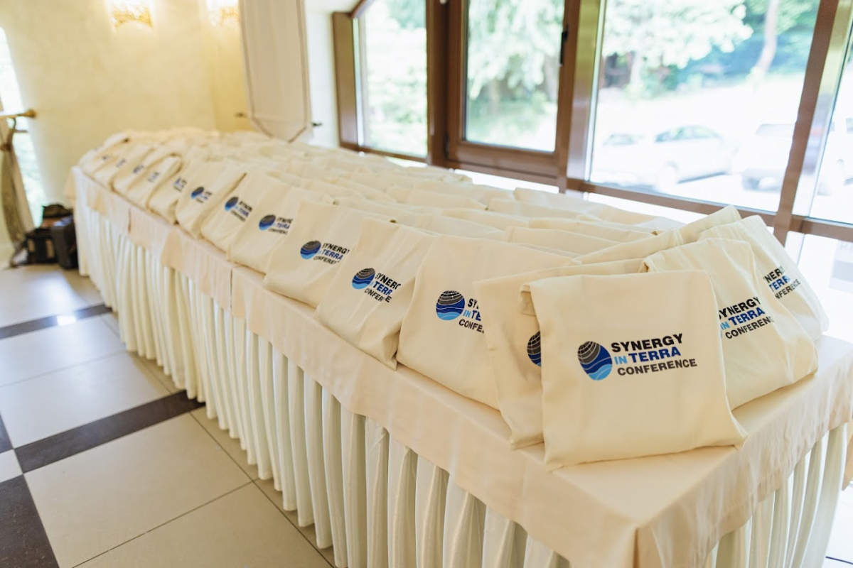 Фото з конференції