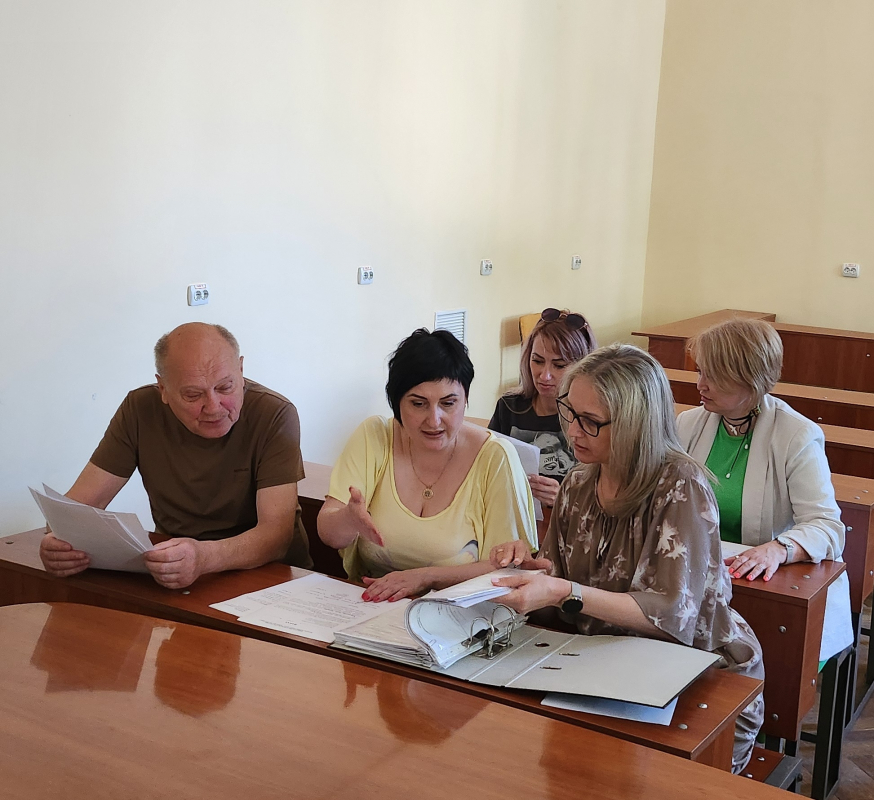 Фото із засідання