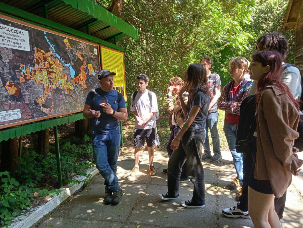 Фото з Літньої школи