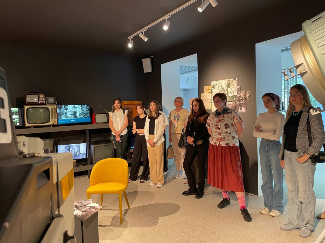 Фото з відвідин студії