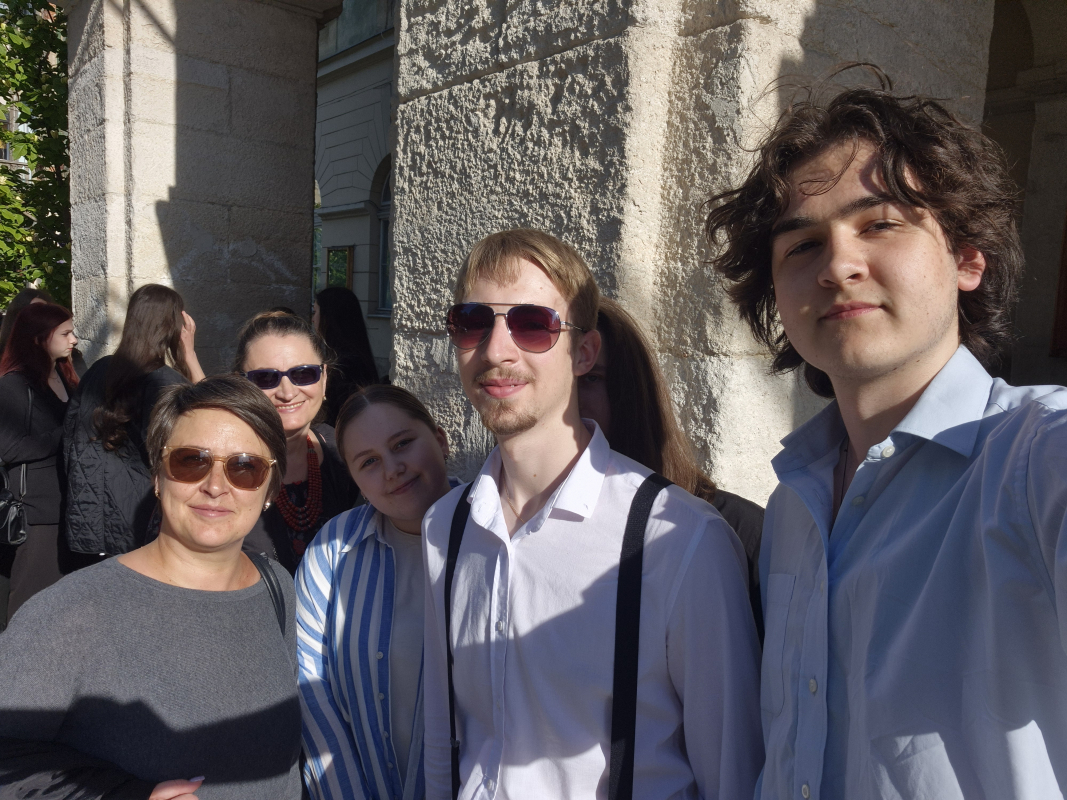 Фото з відвідин театру