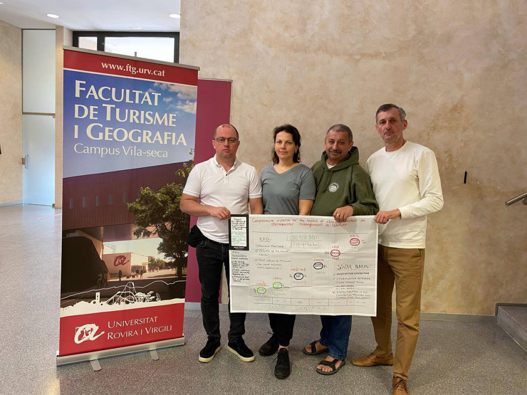 Фото із тренінгу в Іспанії