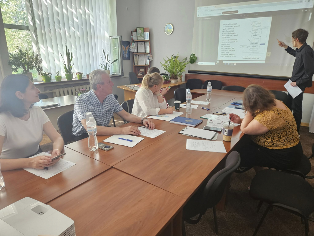 Фото із захисту робіт