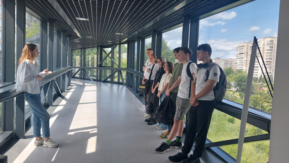 Фото з відвідин центру