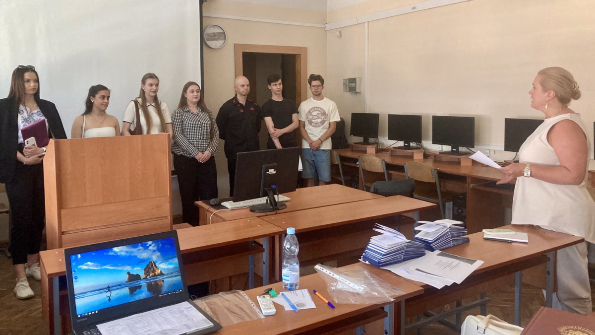 Фото із захисту робіт