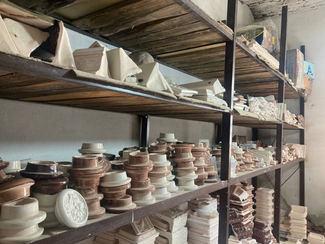 Фото із заходу