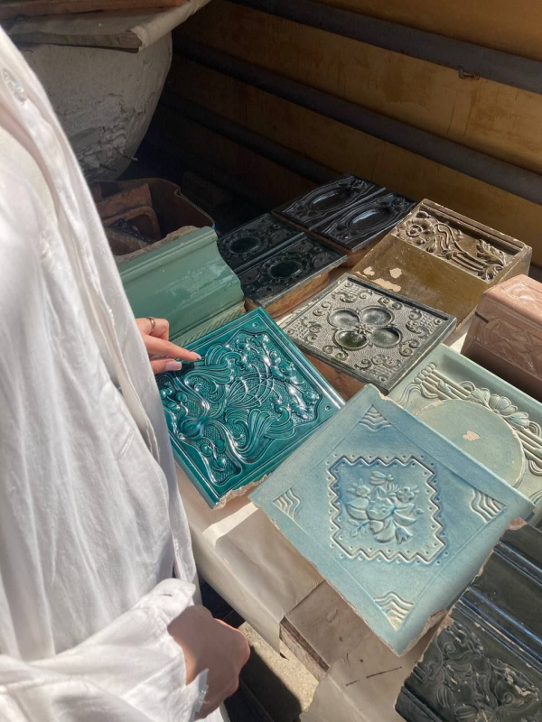 Фото із заходу