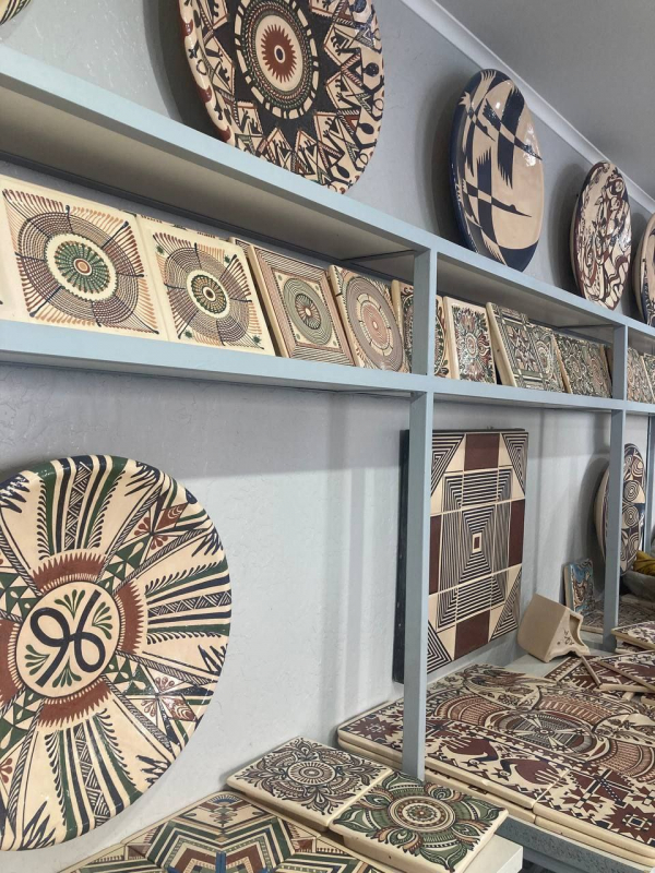 Фото із заходу