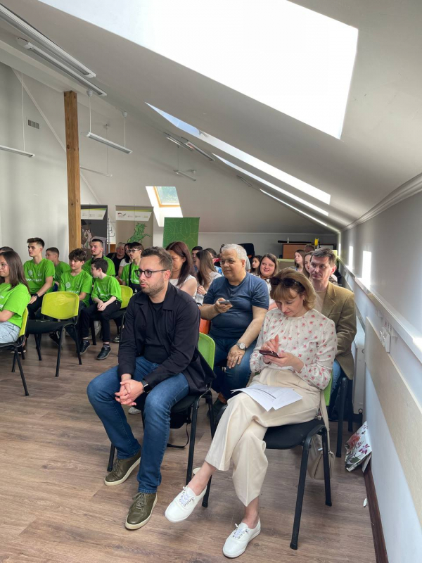 Фото із презентації