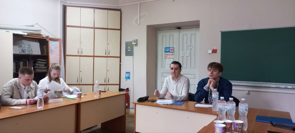 Фото із захисту робіт