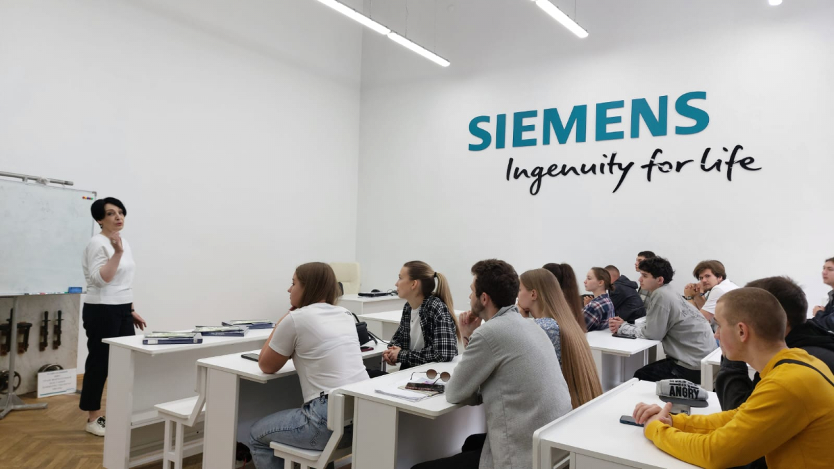 Фото з хакатону