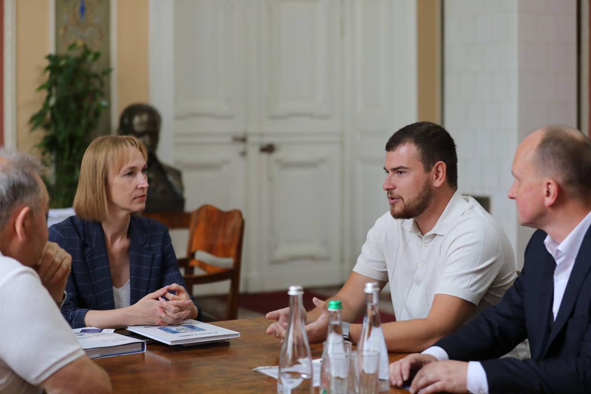 Фото із зустрічі у Львівській політехніці