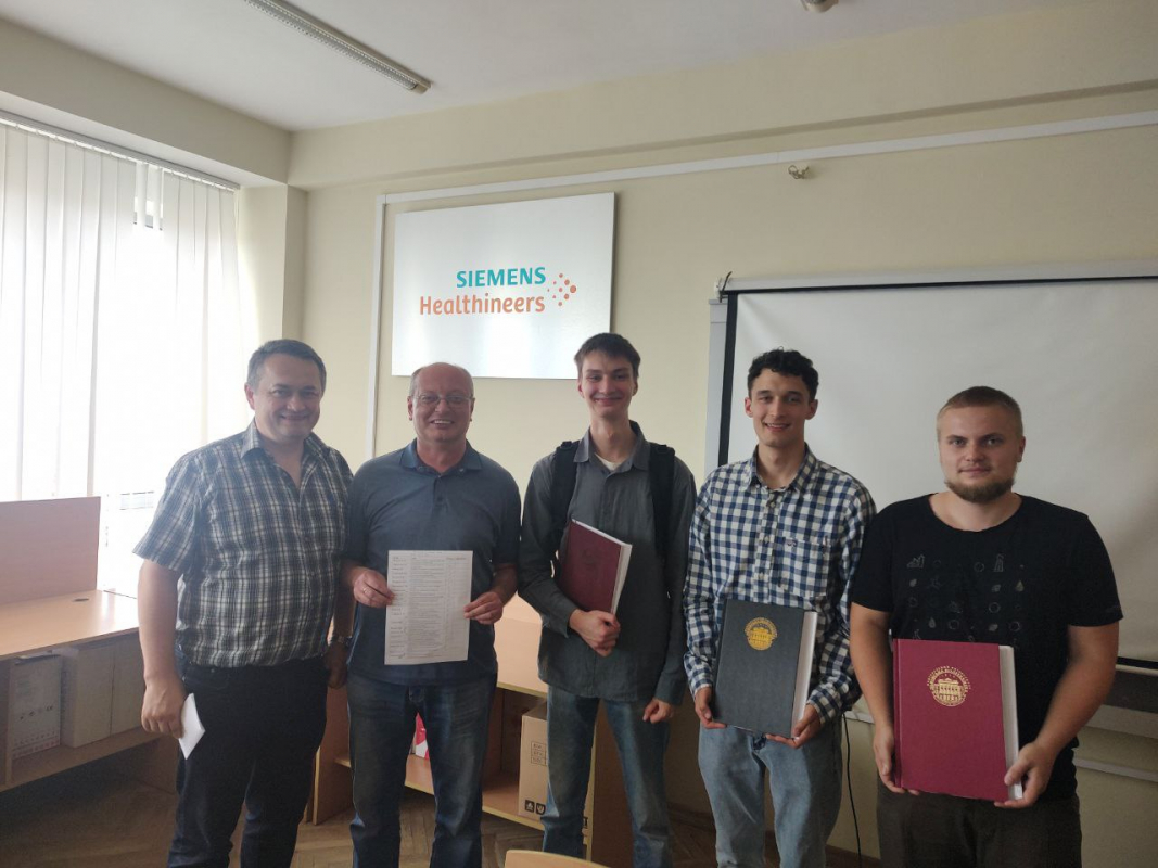 Фото із захисту робіт