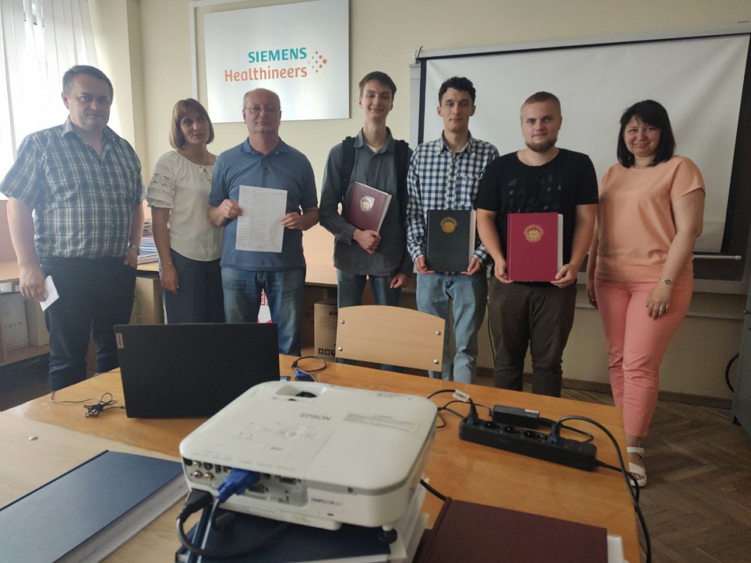 Фото із захисту робіт