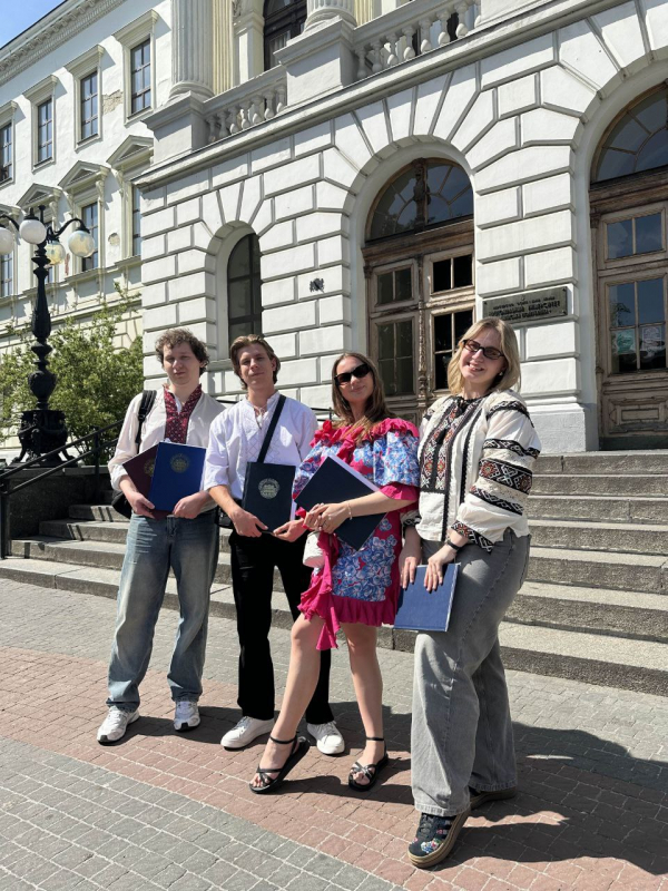 Фото із захисту робіт