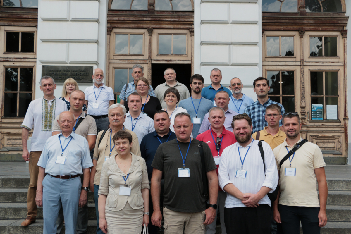 Фото із круглого столу