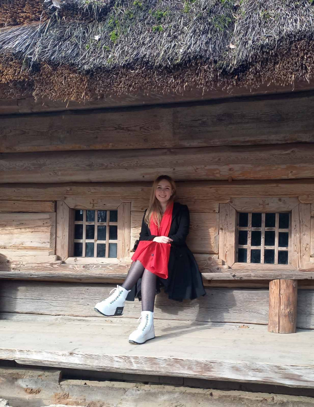 Анастасія Попова