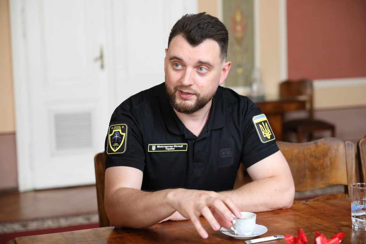 Фото з підписання угоди про співпрацю