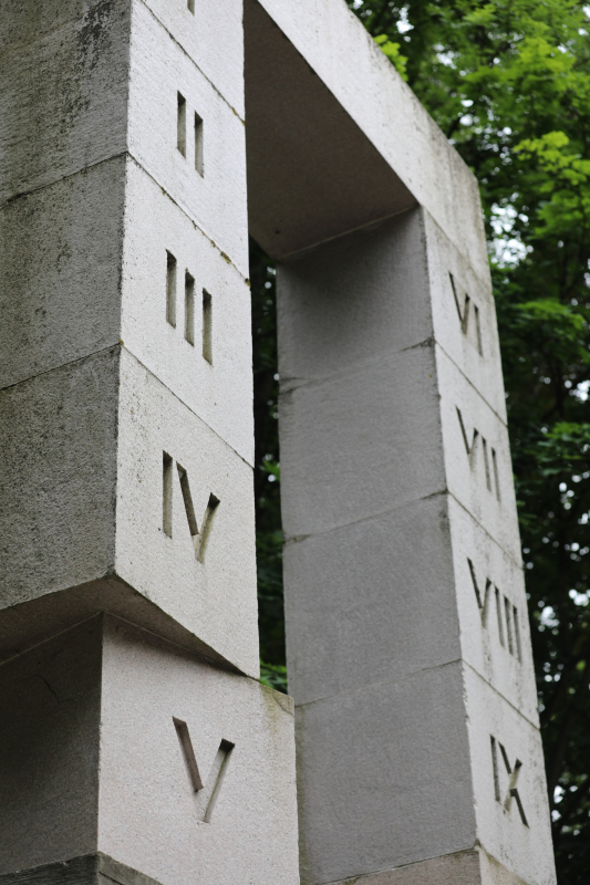 Фото із вшанування пам’яті розстріляних львівських професорів