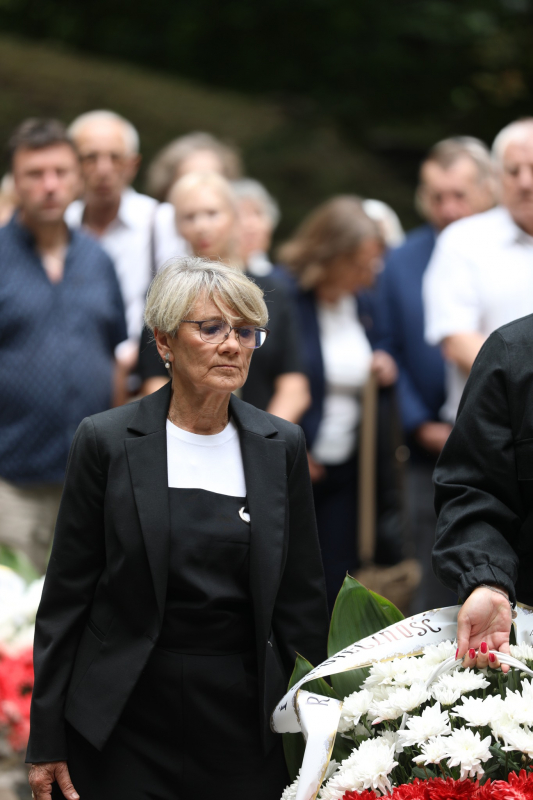 Фото із вшанування пам’яті розстріляних львівських професорів