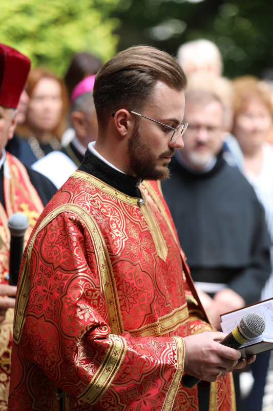 Фото із вшанування пам’яті розстріляних львівських професорів