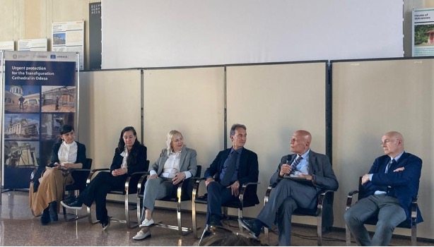 Фото з візиту до Італії