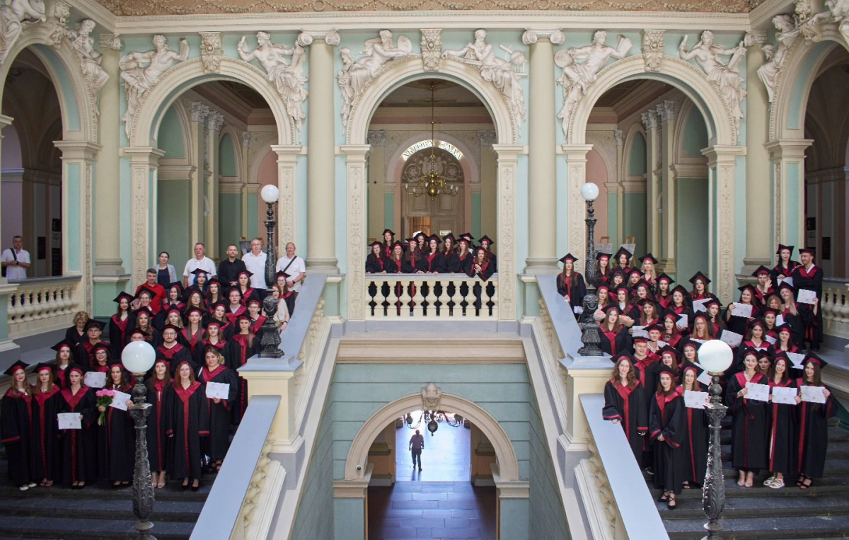 Фото із захисту робіт