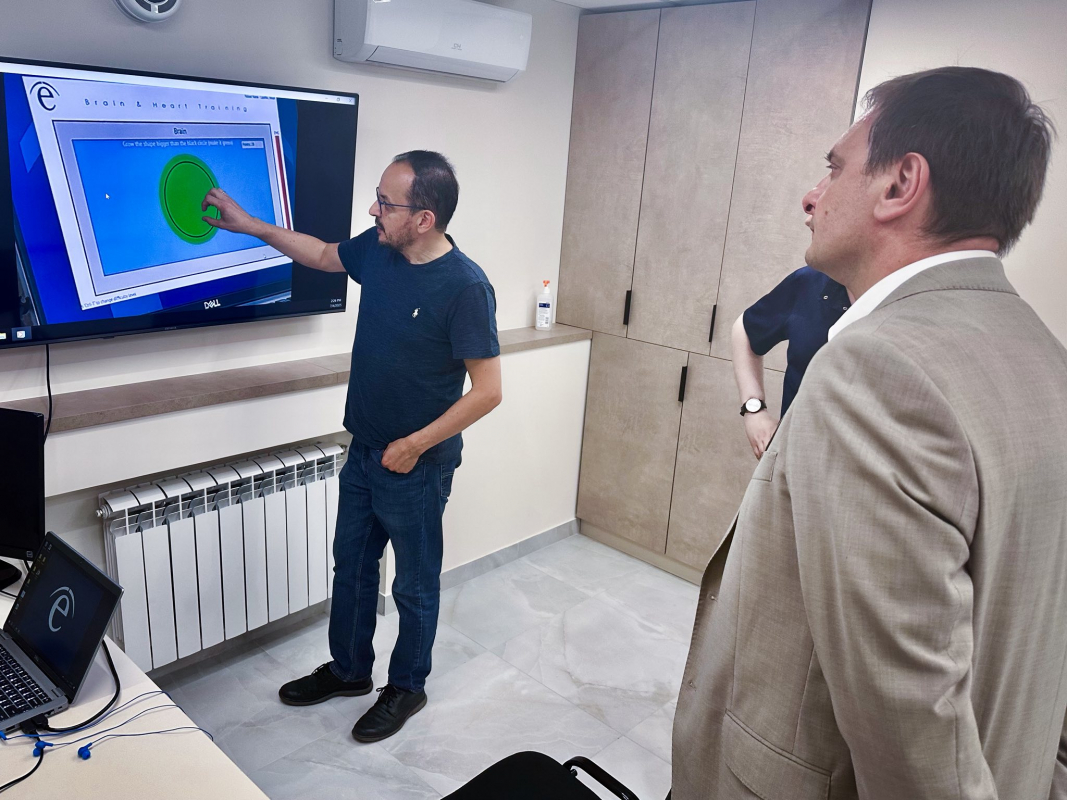 Фото з підписання меморандуму