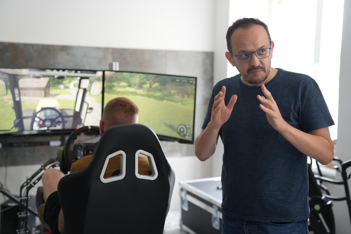 Фото з підписання меморандуму