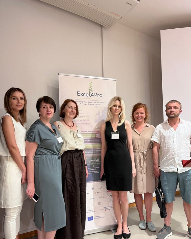 Фото із зустрічі у Греції