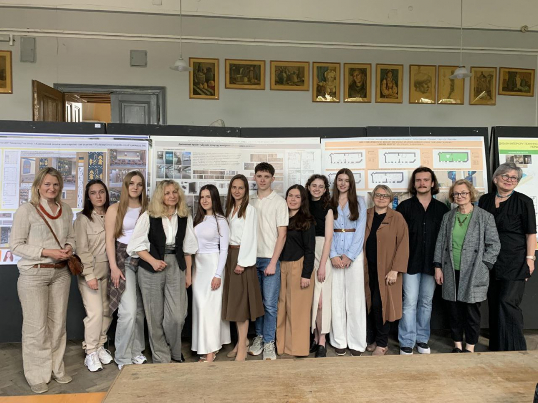 Фото із захисту робіт