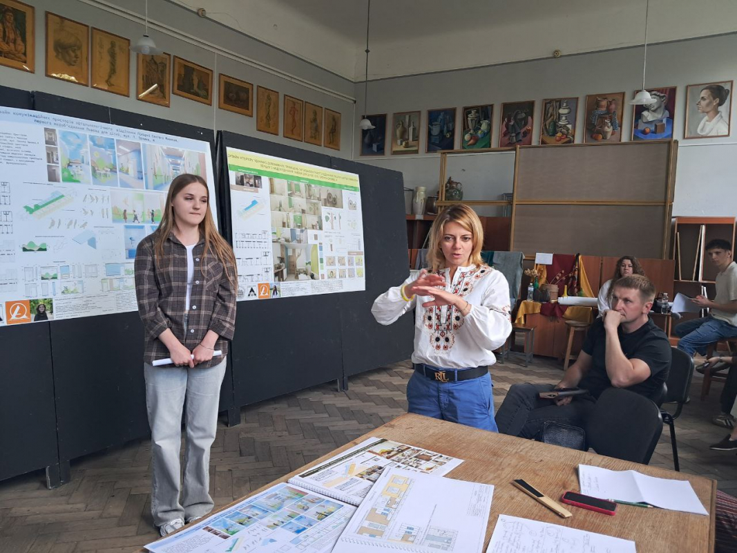 Фото із захисту робіт