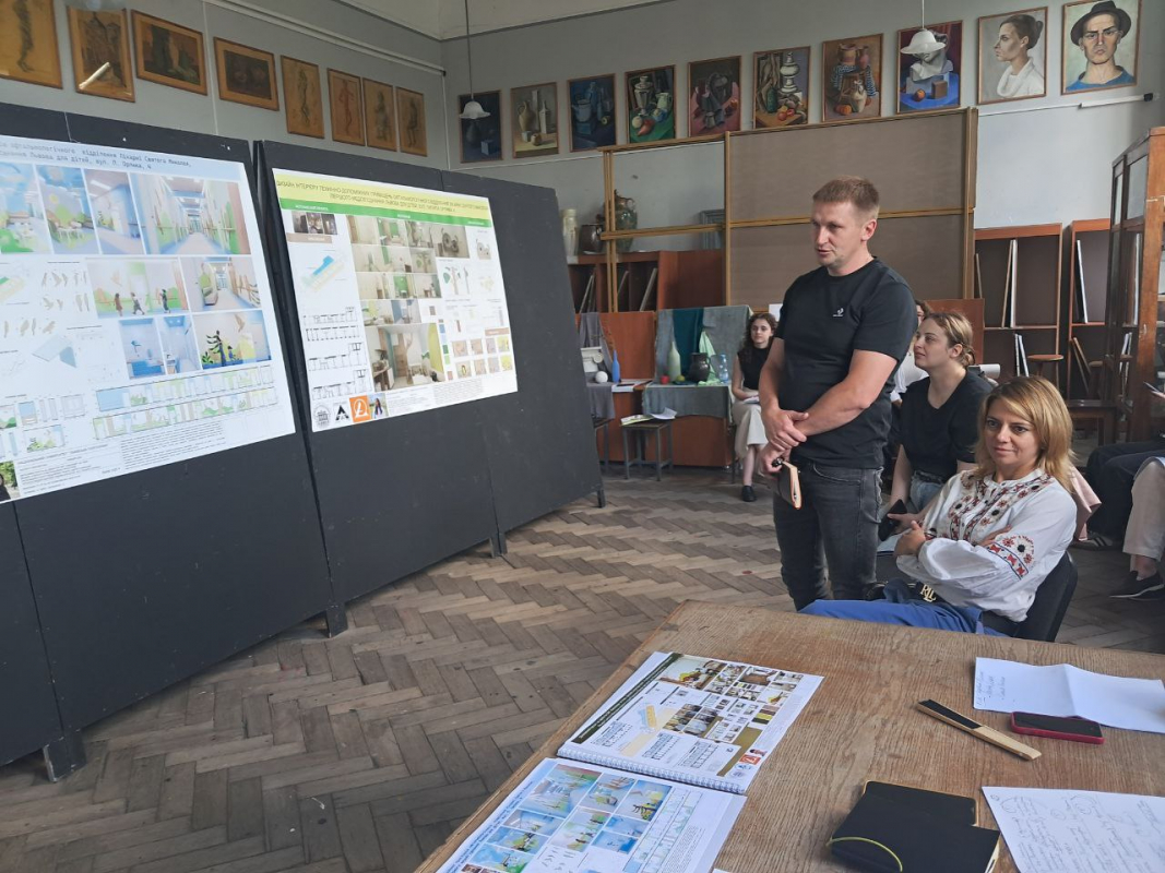 Фото із захисту робіт