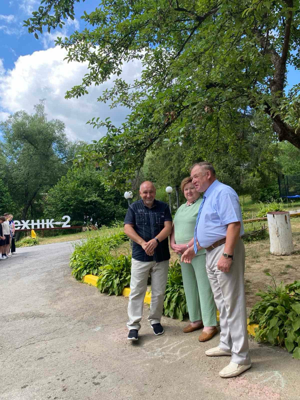 Фото з відкриття зміни