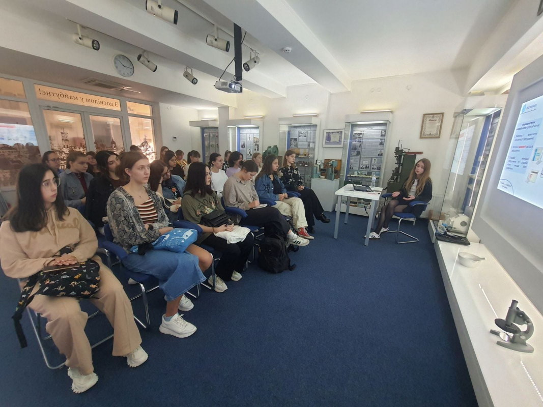 Фото з відвідин компанії