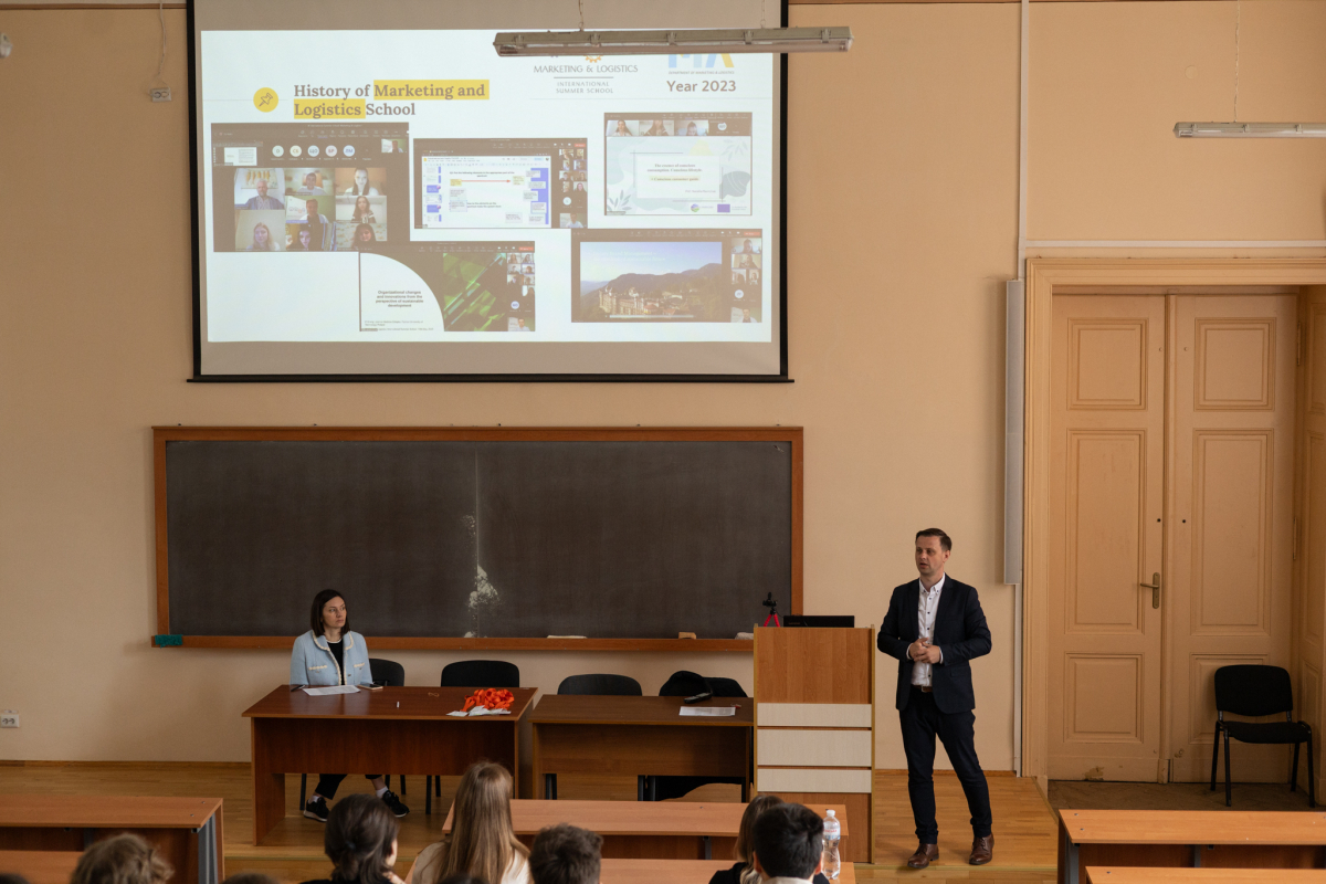 Фото з Літньої школи