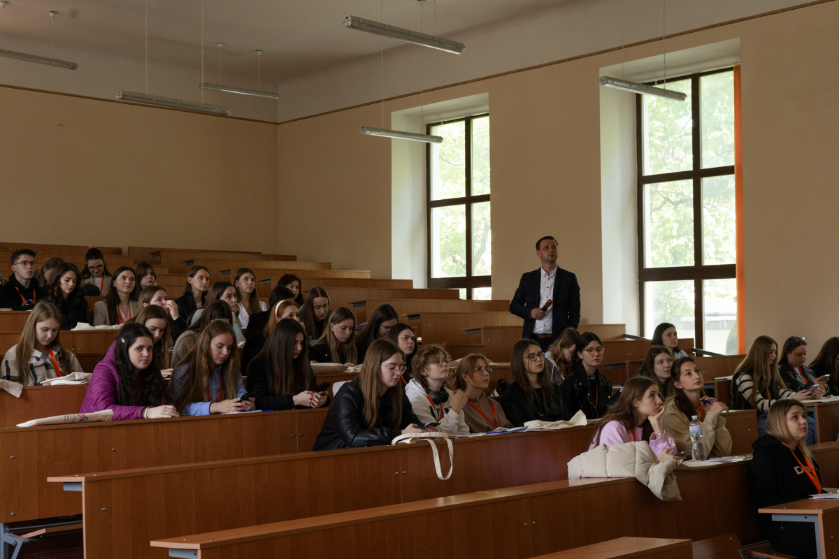 Фото з Літньої школи