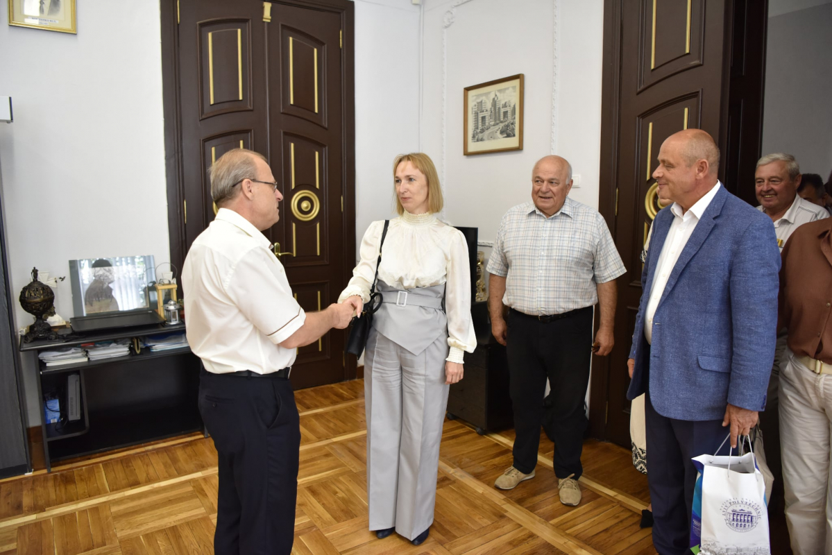 Фото з візиту до ХПІ