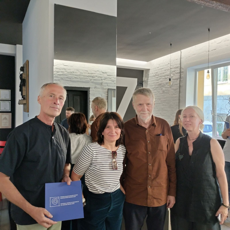 Фото із презентації