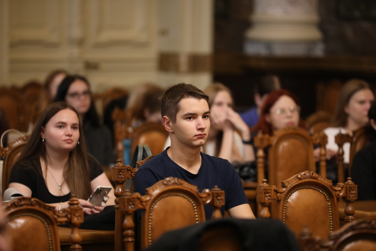 Фото із вручення дипломів