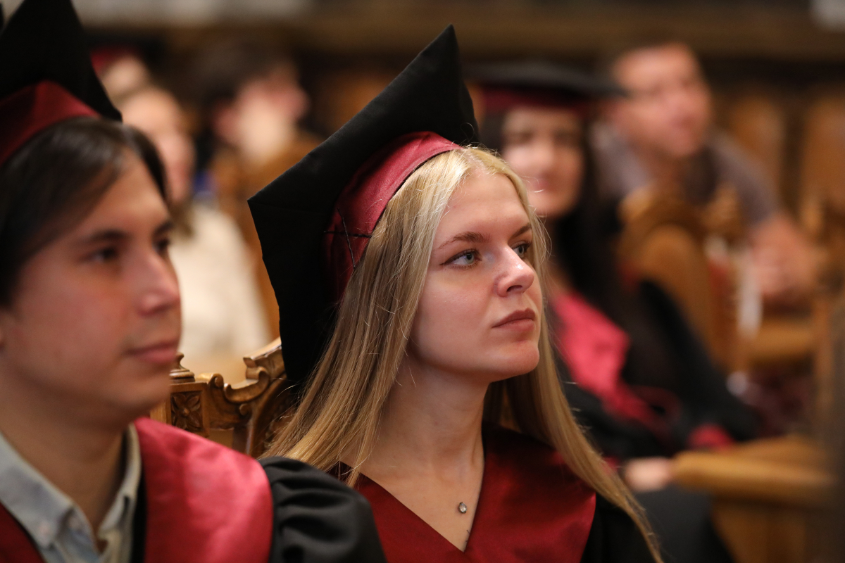 Фото із вручення дипломів