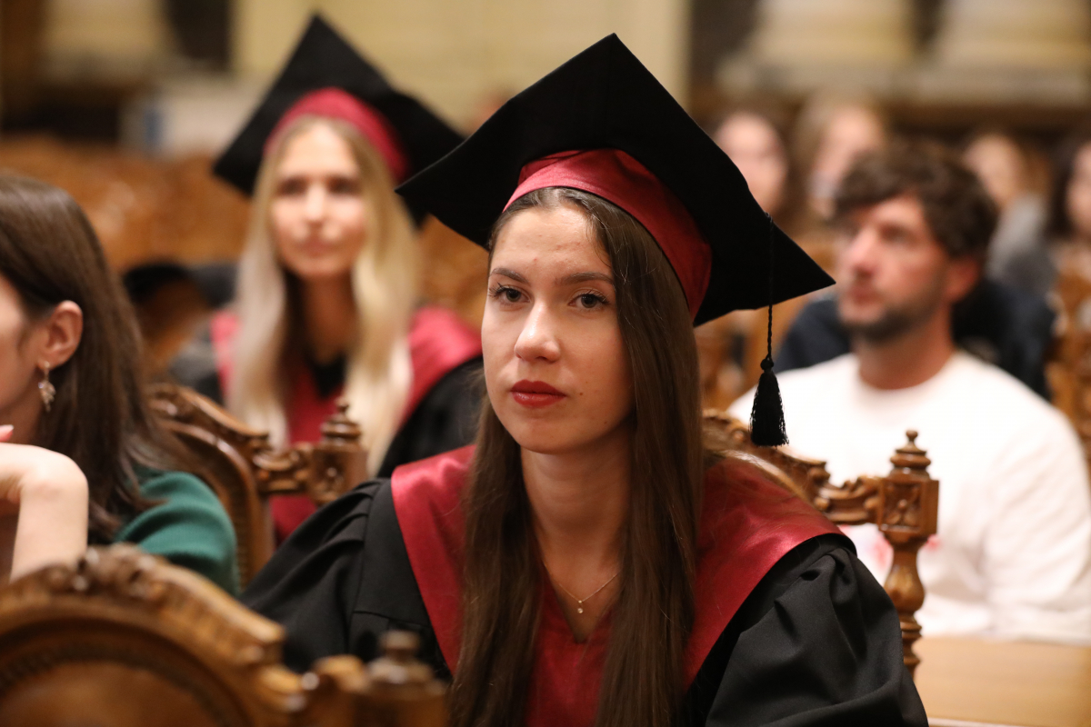 Фото із вручення дипломів
