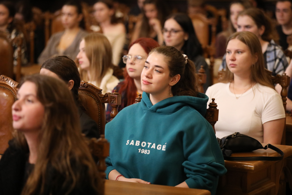 Фото із вручення дипломів
