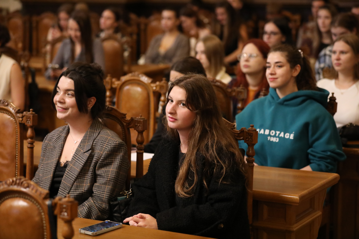 Фото із вручення дипломів