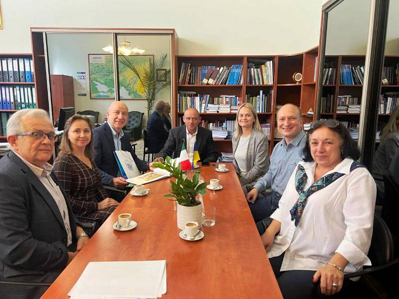 Фото із зустрічі у Львівській політехніці