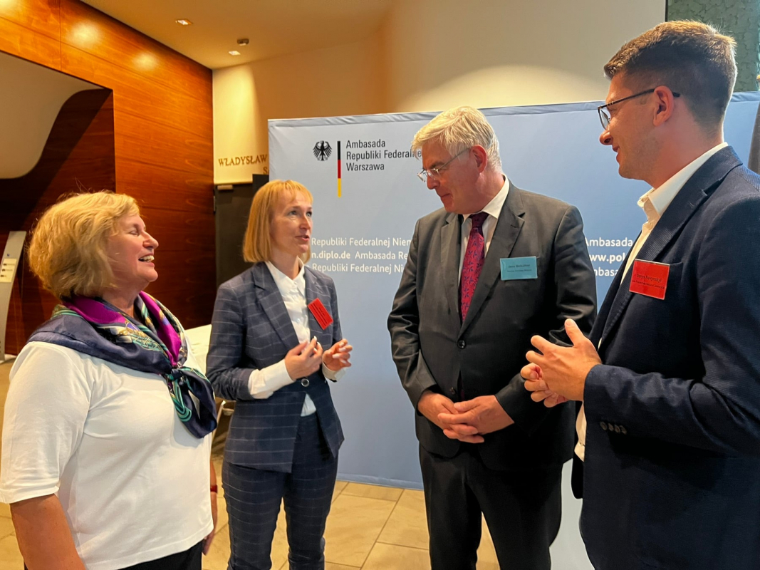 Фото із зустрічі у Варшаві