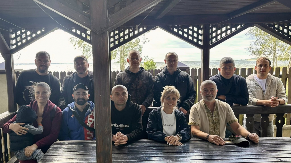 Фото із заходу